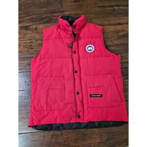 Canada goose red vest mens size L